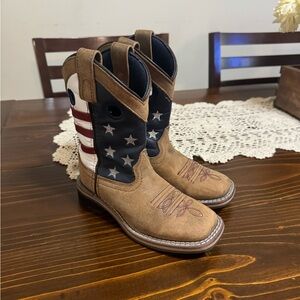 Cody James American Flag boots size 12